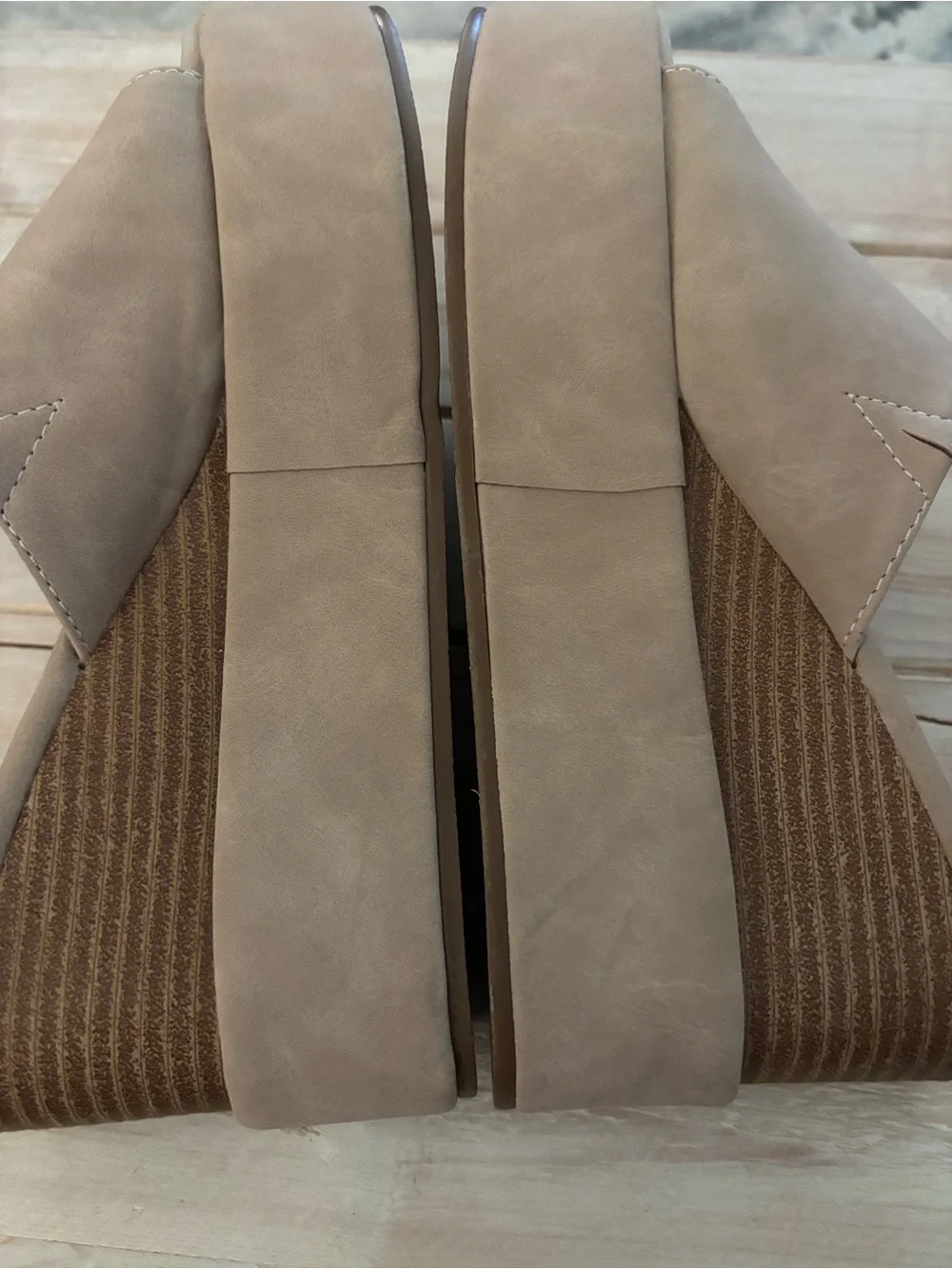 Jessica Carlyle Nude Tan Platform Slide Sandals size 7